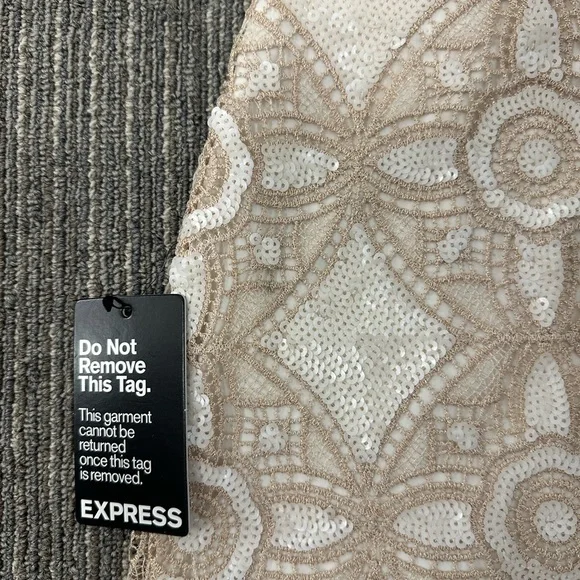 Express Beige Lace Skirt - Picture 2 of 3